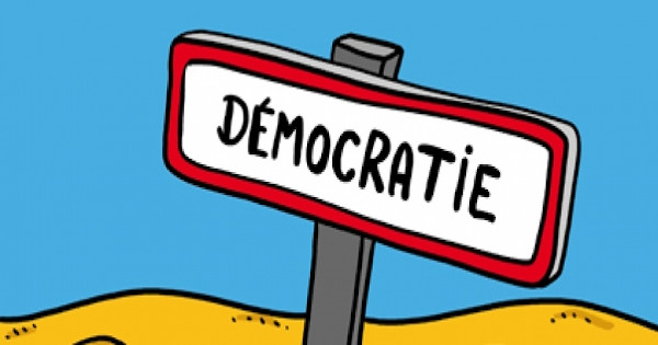 Vers la démocratie